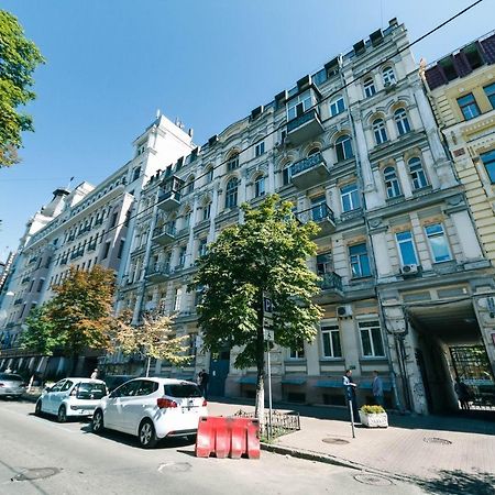 Luxury Beatiful Apartment On Pyshkinska Street Киев Экстерьер фото