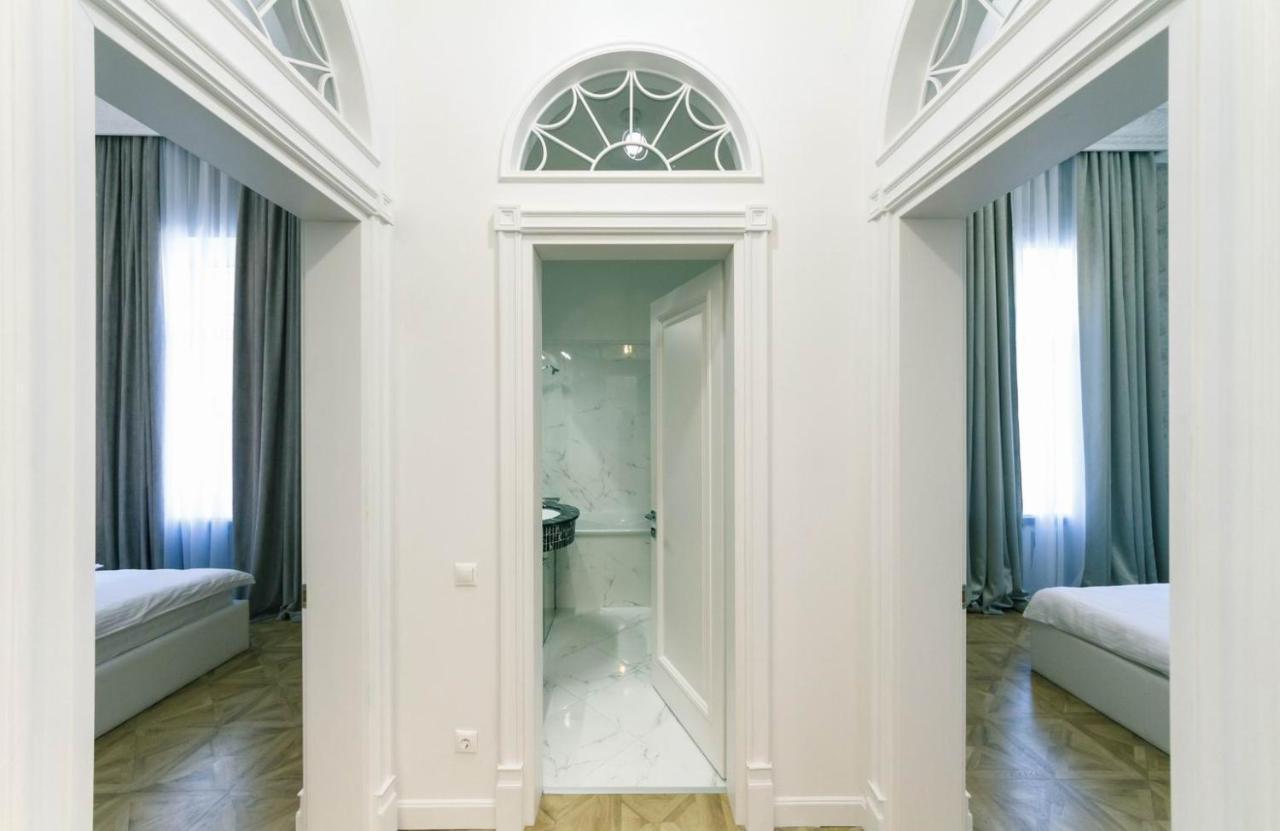 Luxury Beatiful Apartment On Pyshkinska Street Киев Экстерьер фото